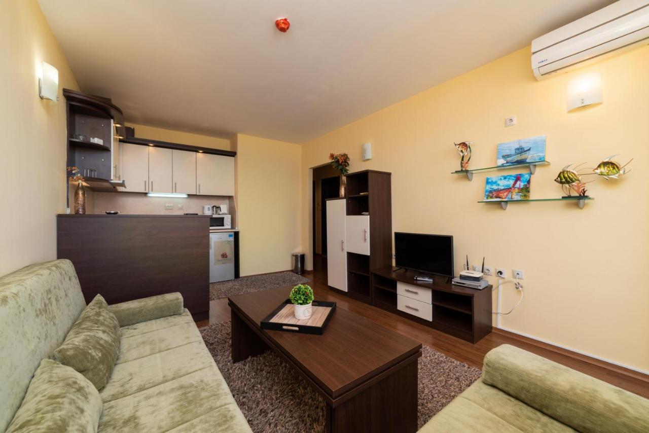 Admiral Amazing Sea View *
